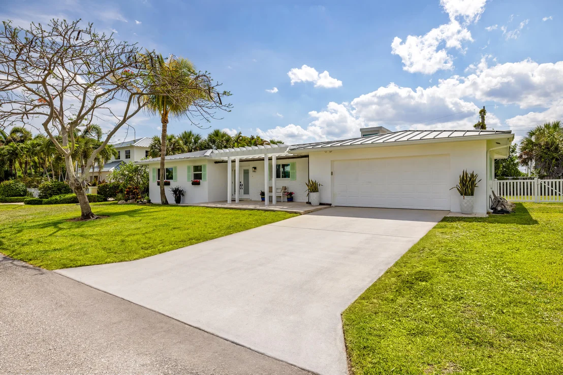 Photo of 461 Apollo Drive