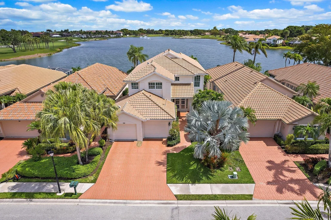 Photo of 918 Augusta Pointe Drive