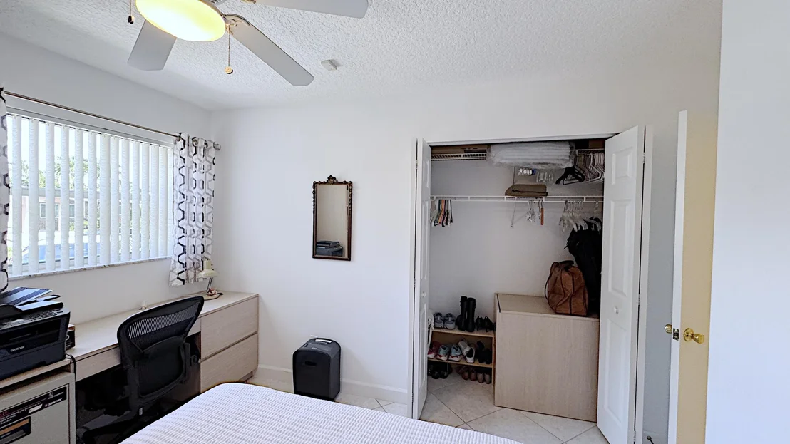 Photo of 310 SE 4TH Terrace