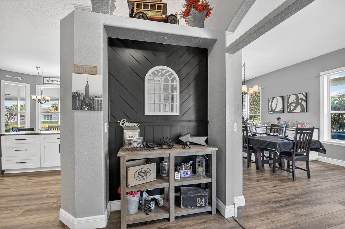 Photo of 5947 Bay Hill Circle