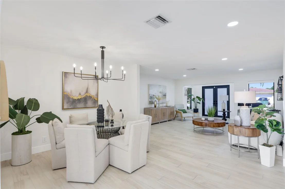 Photo of 440 SE 7th Avenue