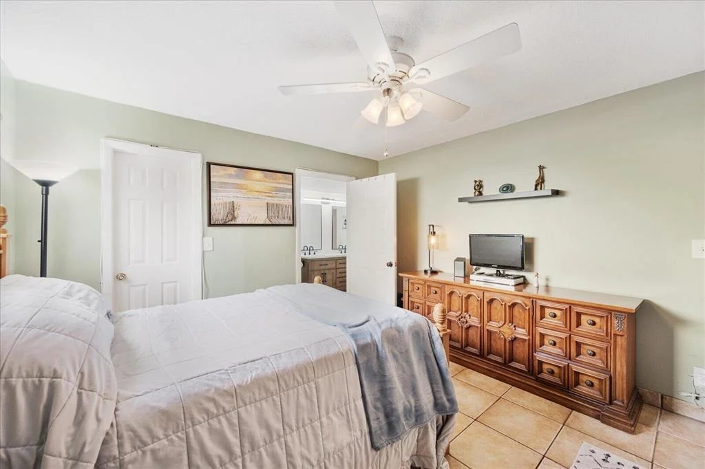 Photo of 4199 Willowood Lane