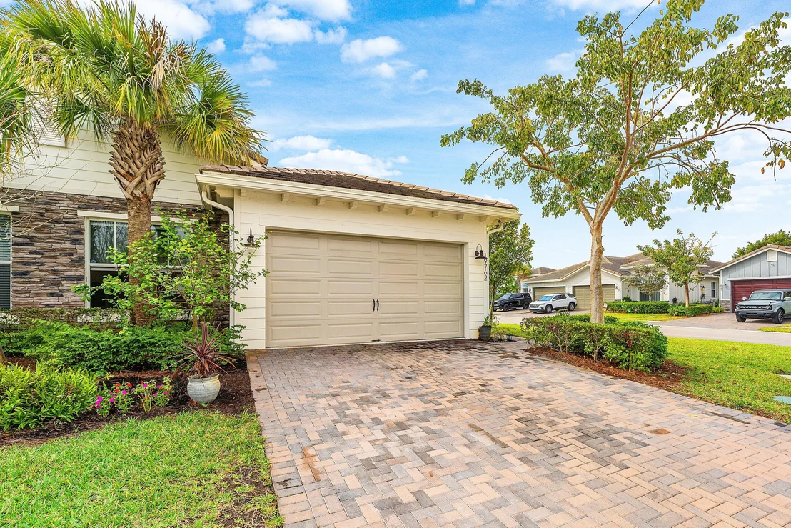 Photo of 19762 Weathervane Way