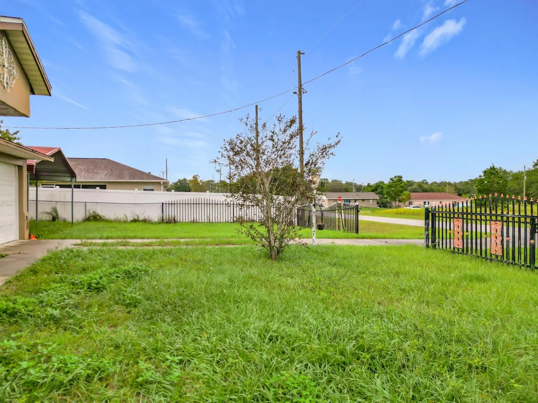 Photo of 50 Cedar Road