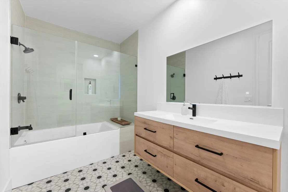 Photo of 7955 Mandarin Drive
