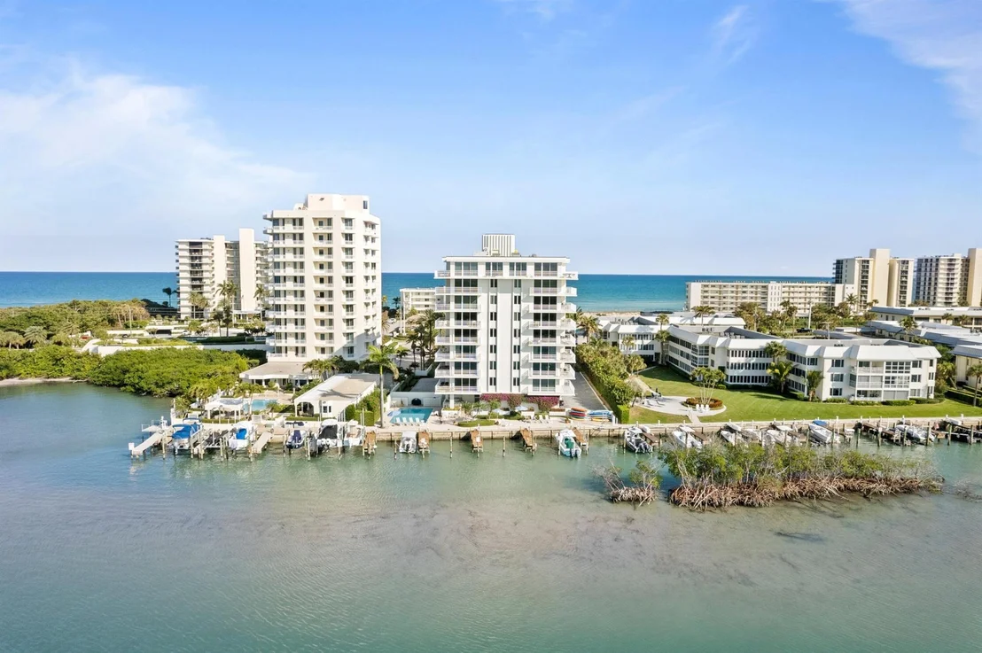 Photo of Unit 702 at 375 Beach Road