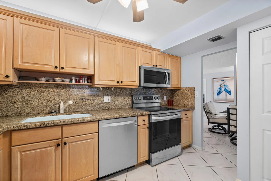 Photo of Unit 607 at 400 Ocean Trail Way