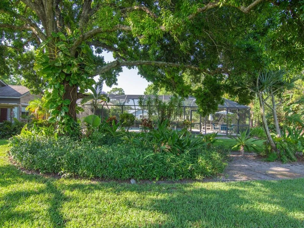 Photo of 5501 Deer Run Drive