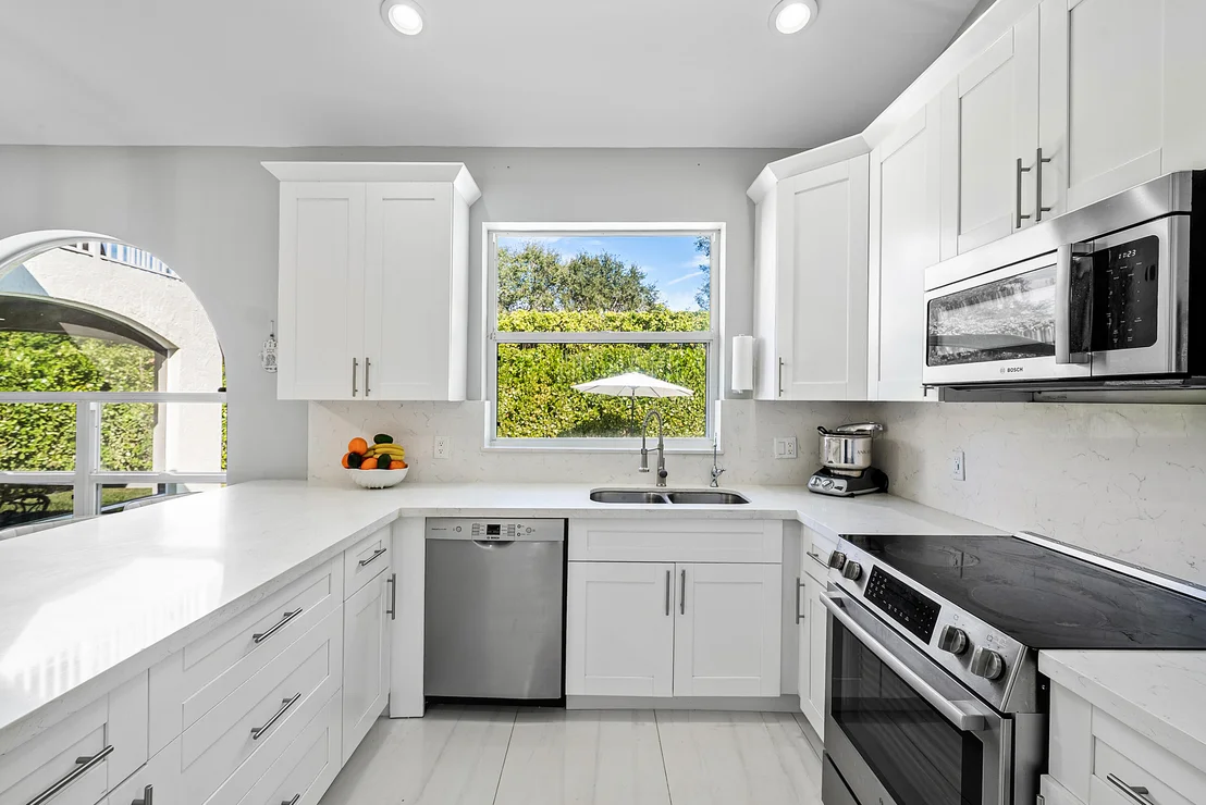 Photo of 19706 Dinner Key Drive