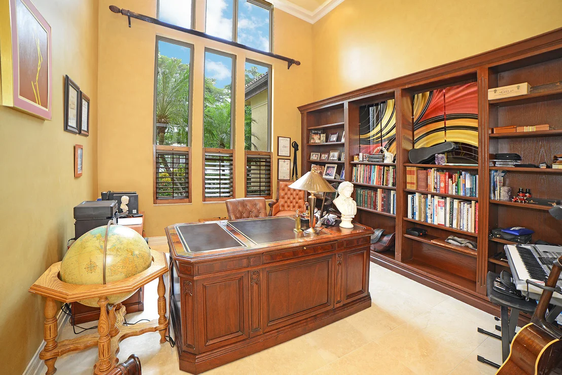 Photo of 7003 Mandarin Drive