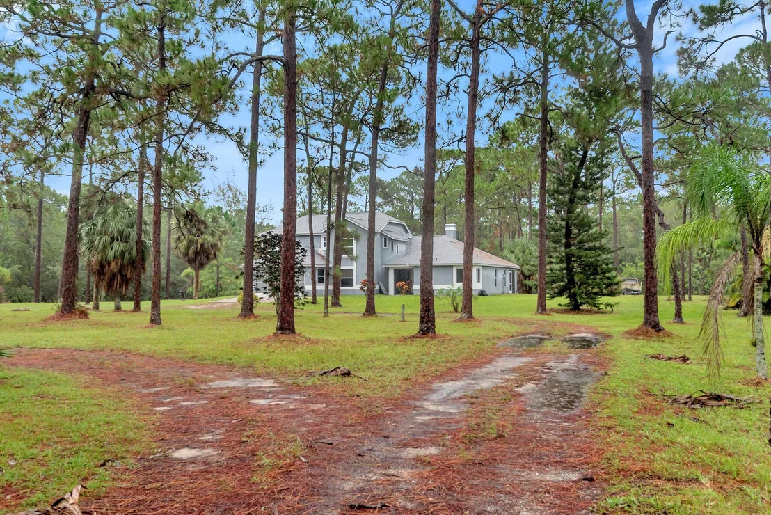 Photo of 2970 Doe Trail