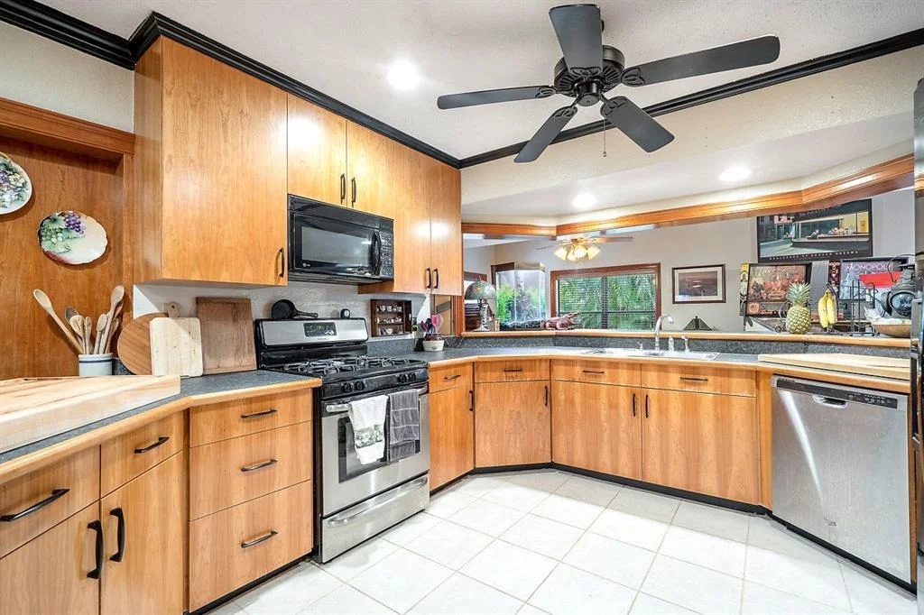Photo of 17587 Weeping Willow Trail