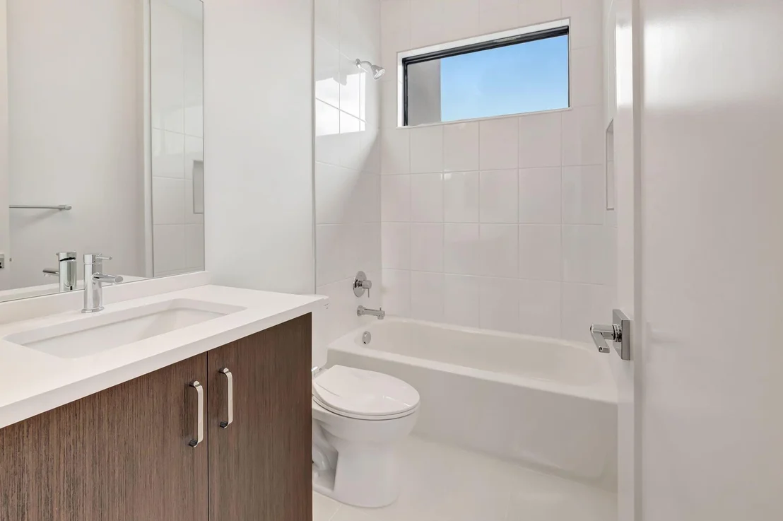 Photo of 9436 Riverside Park Drive