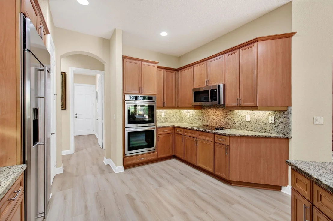 Photo of 16211 Rosecroft Terrace