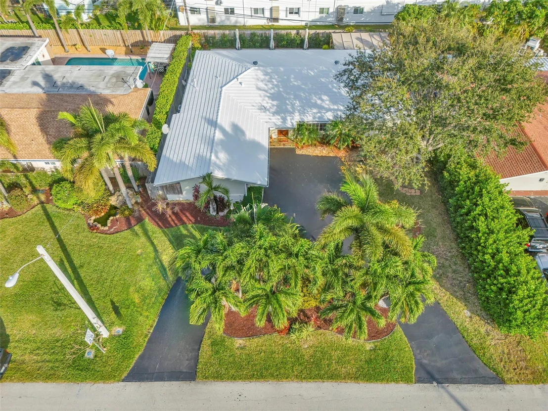 Photo of 1400 SE 6th Terrace