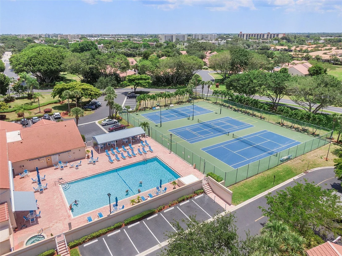 Photo of Unit 0 at 7915 Coral Pointe Drive