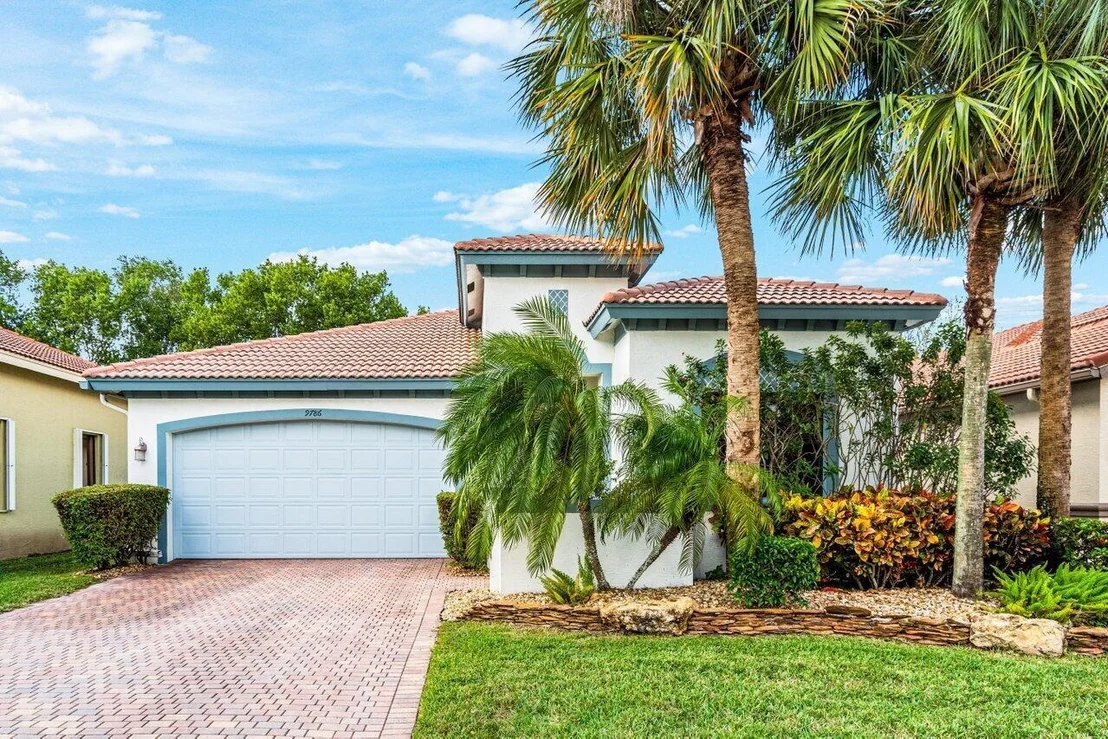 Photo of 9786 Isles Cay Drive
