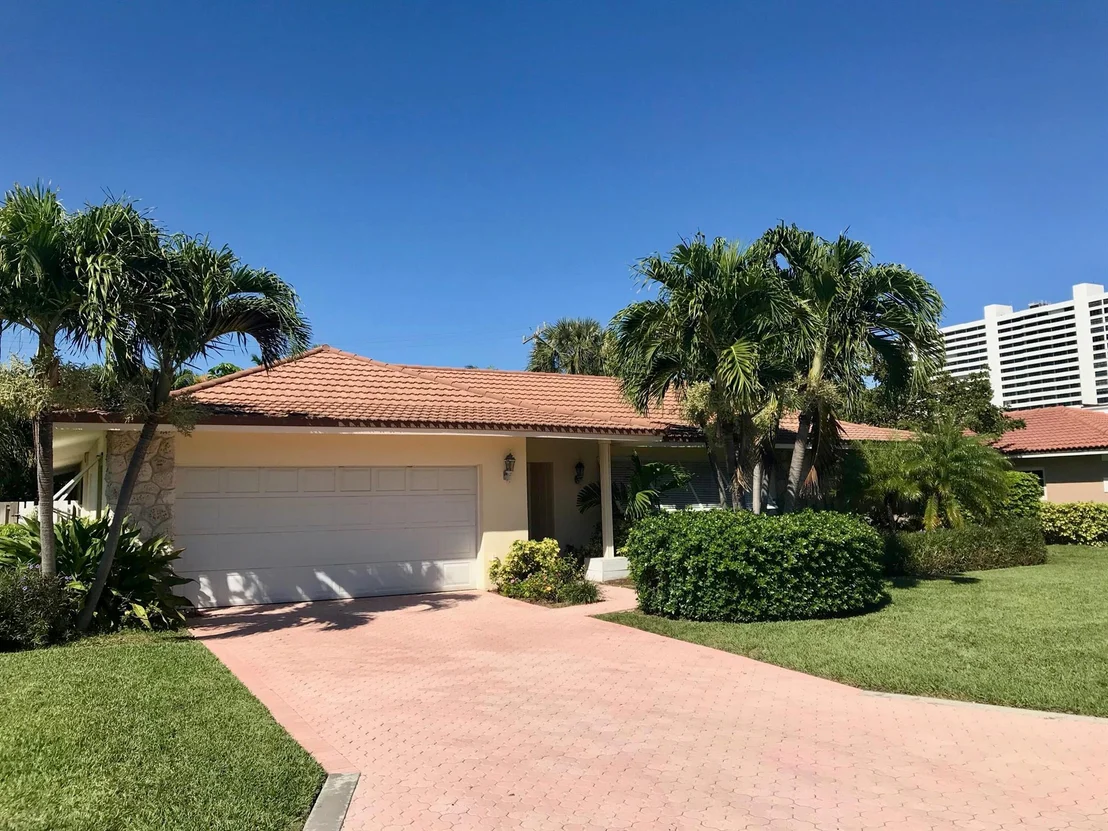 Photo of 839 Malaga Drive