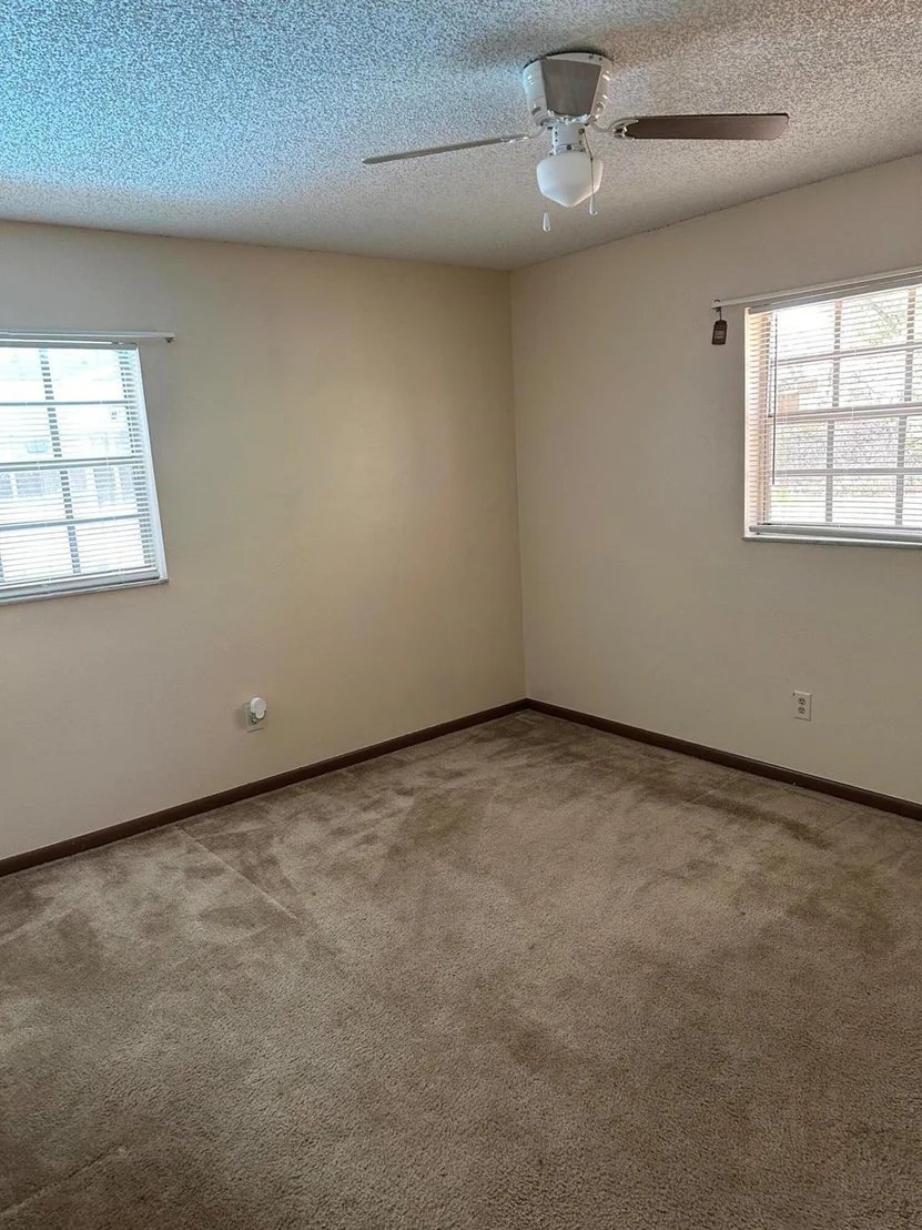 Photo of 583 Bahia Circle