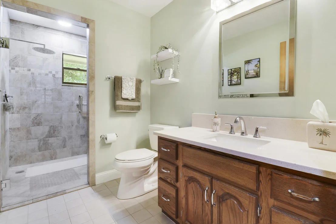 Photo of 15421 110th Avenue N