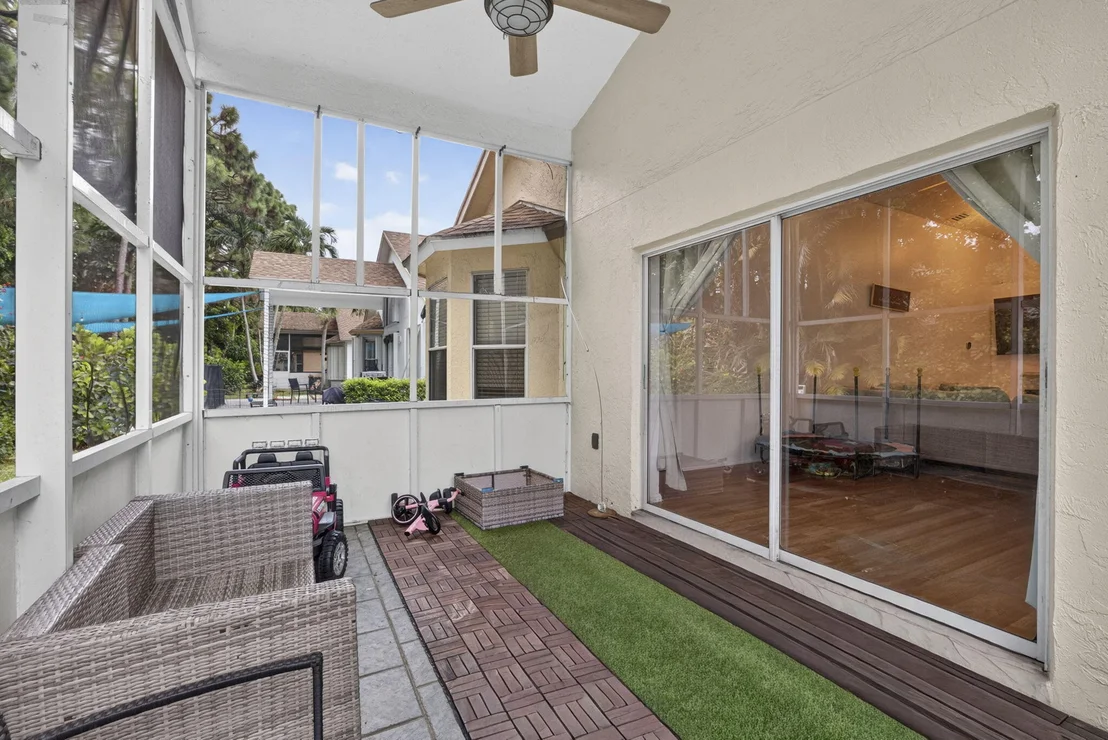 Photo of 120 Paddock Lane