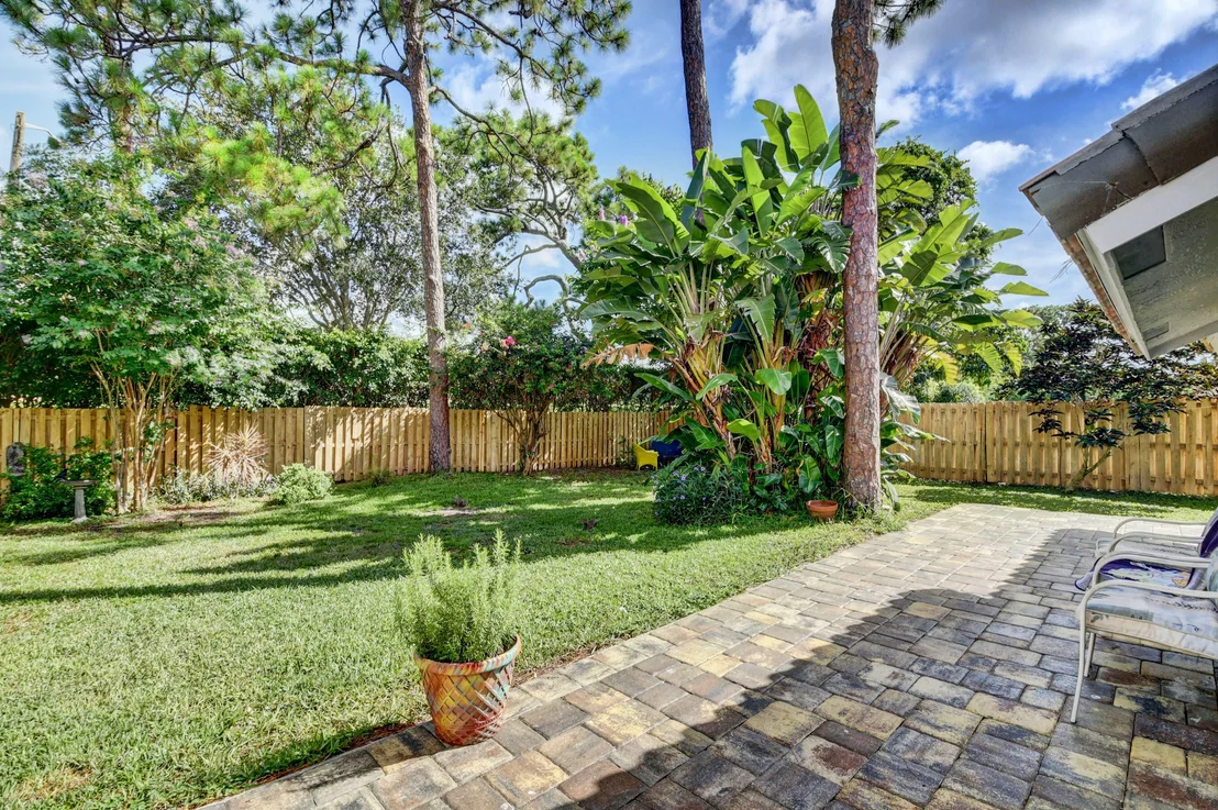 Photo of 2941 NW 24th Way