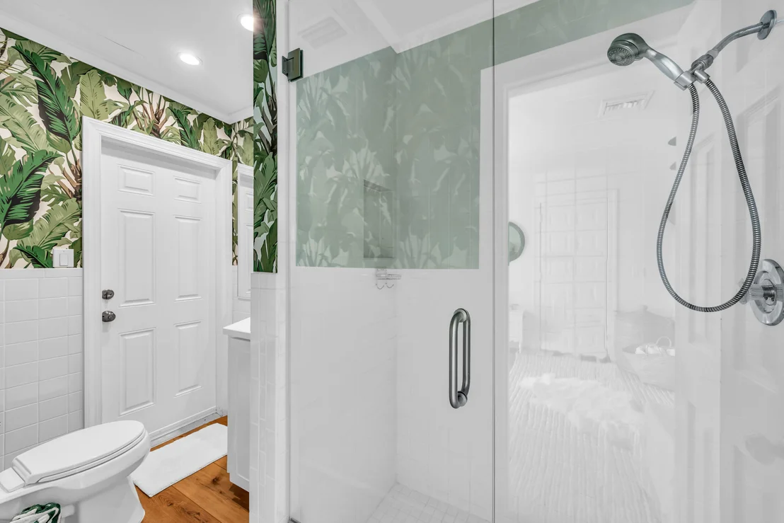 Photo of 366 ELM Avenue