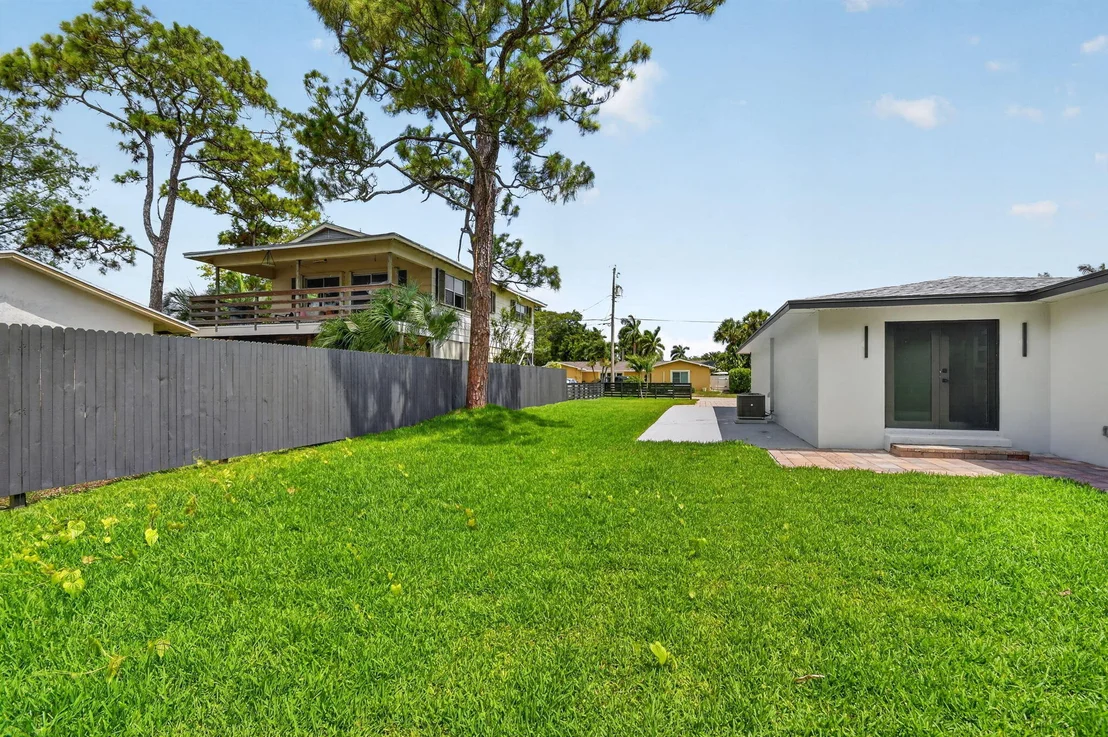 Photo of 3192 Riddle Road