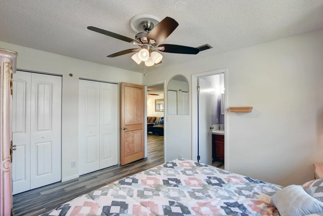 Photo of 3740 Brooklyn Lane