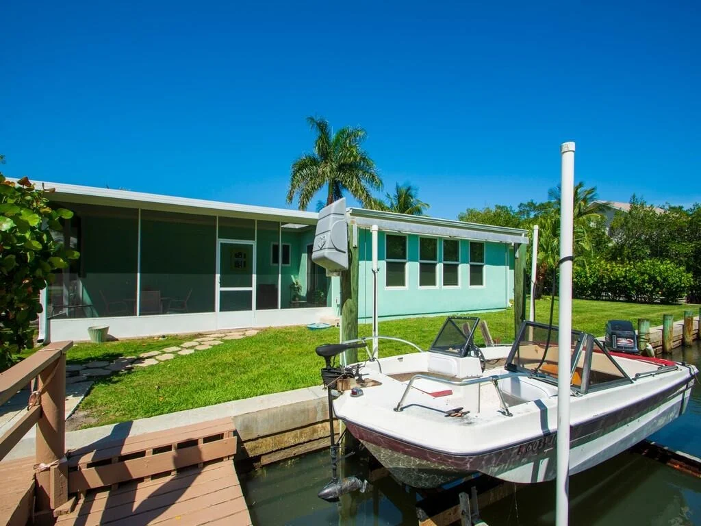 Photo of 285 Live Oak Drive