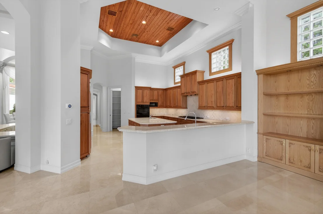 Photo of 331 MIZNER LAKE ESTATES Drive