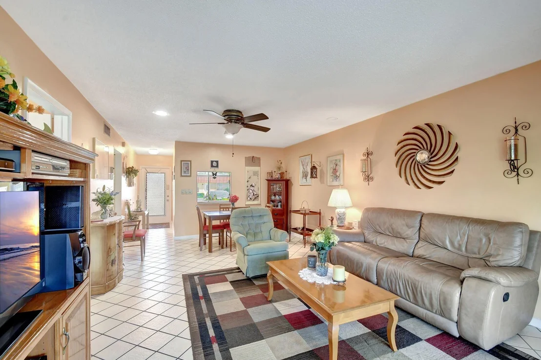 Photo of 273 Cape Cod Circle