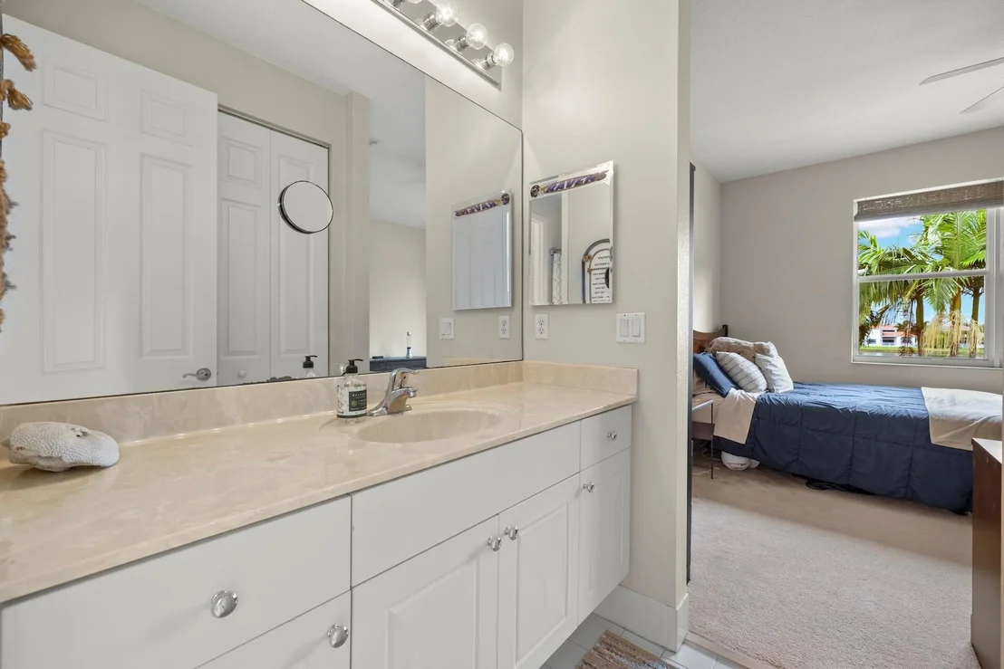 Photo of 1336 Beacon Circle
