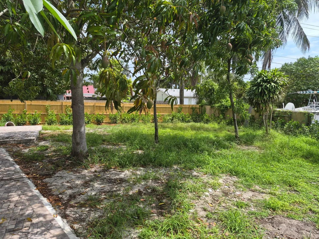 Photo of 707 Hampton Road