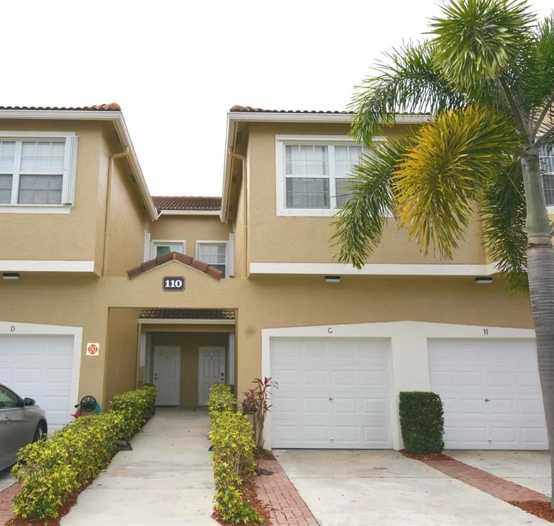 Photo of Unit G at 110 Lighthouse Circle