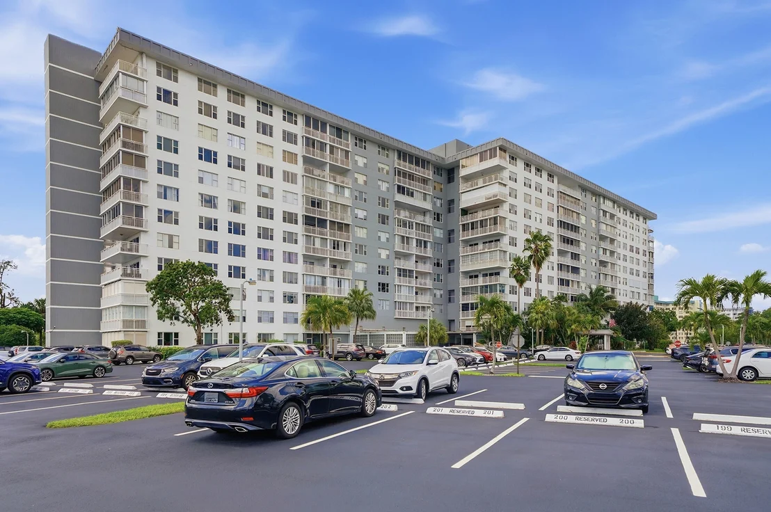 Photo of Unit 310 at 3800 Hillcrest Drive