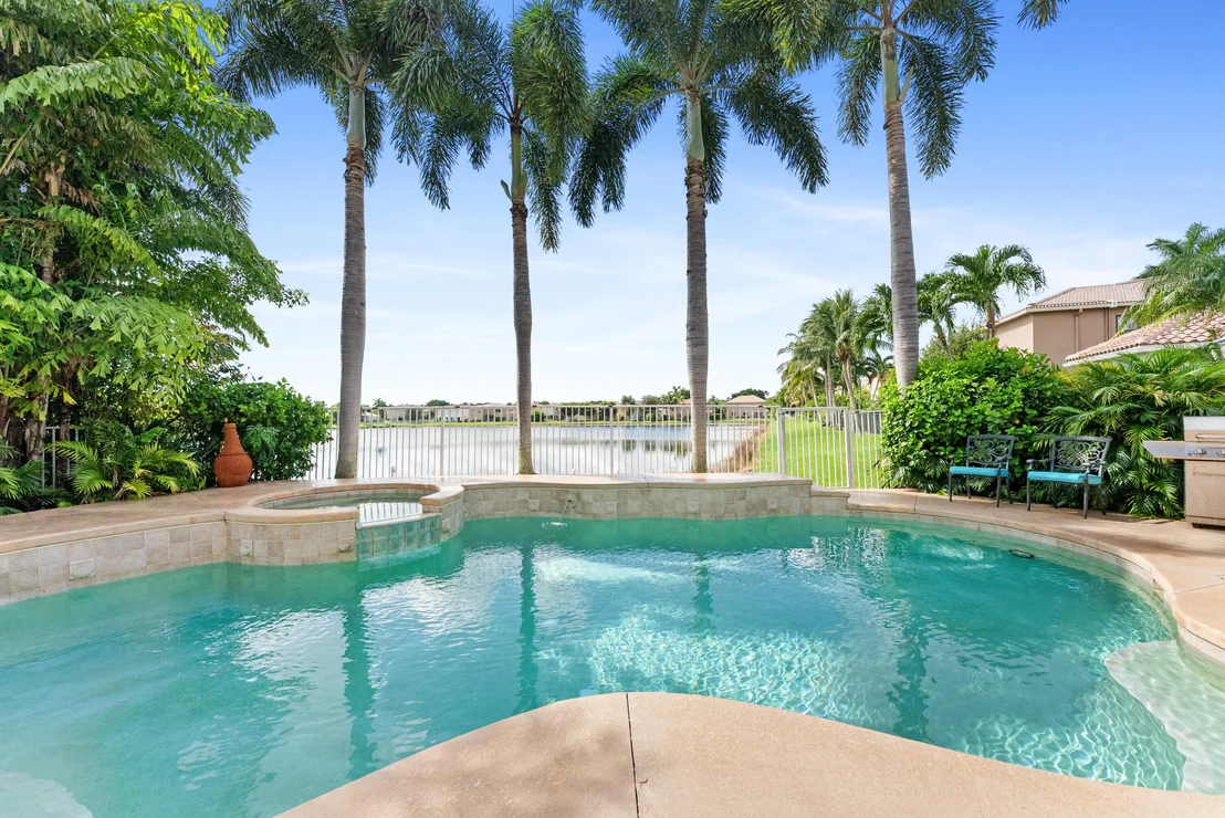 Photo of 1282 Beacon Circle