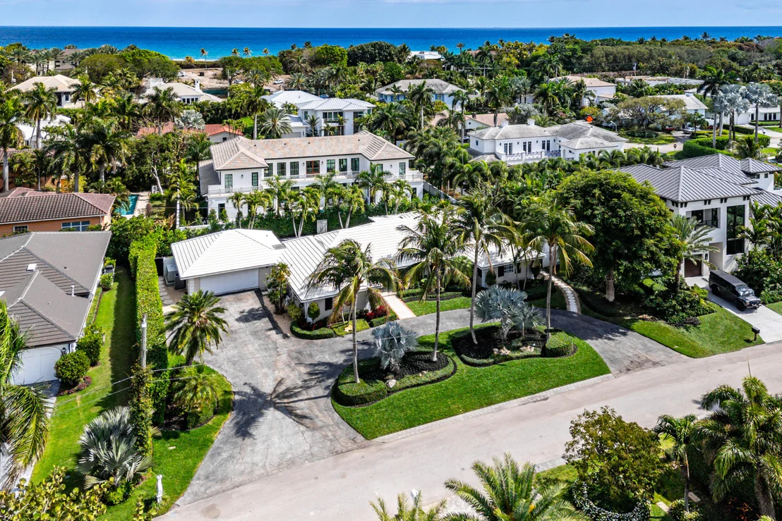 Photo of 947 Seasage Drive
