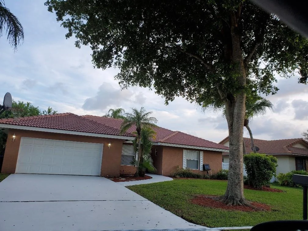Photo of 7204 NW 43rd Street