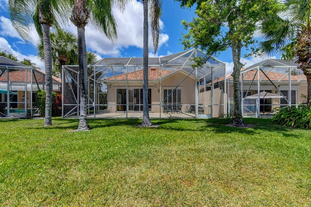 Photo of 2065 Valencia Drive