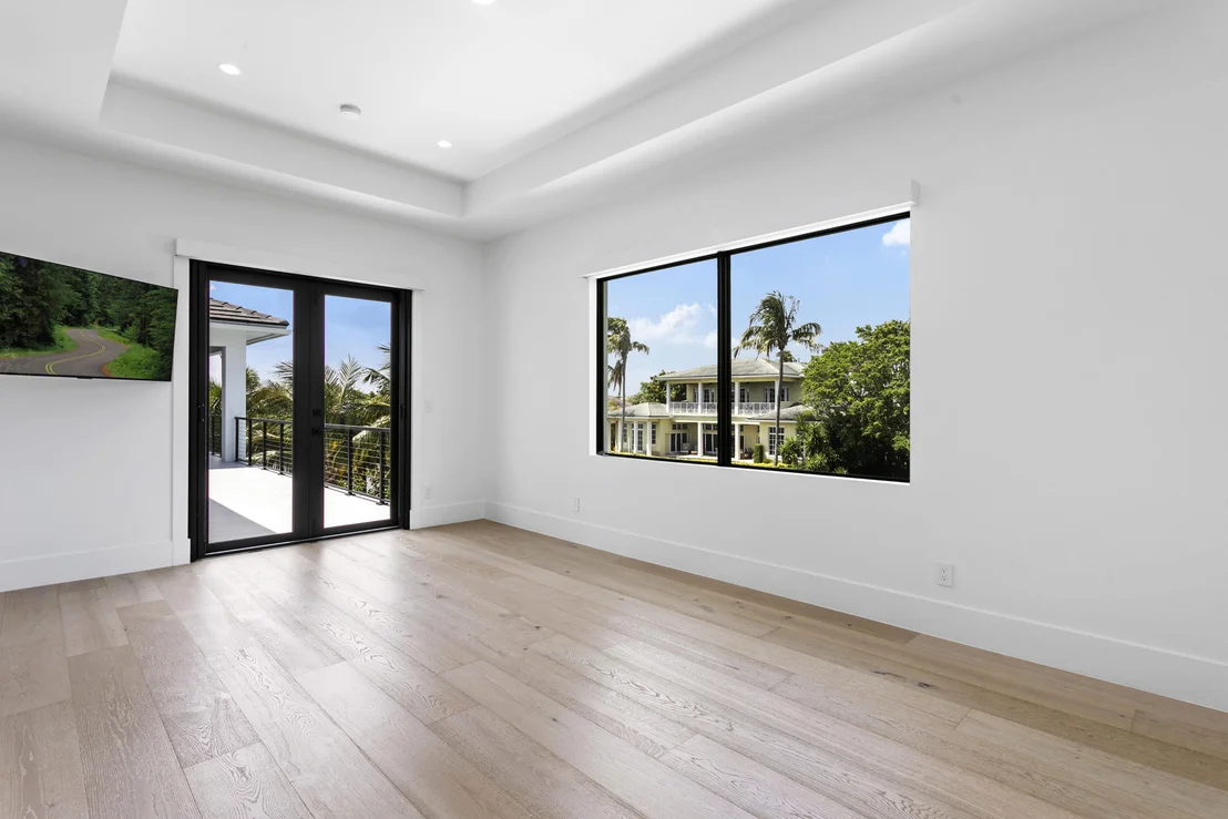 Photo of 619 Riverside Road