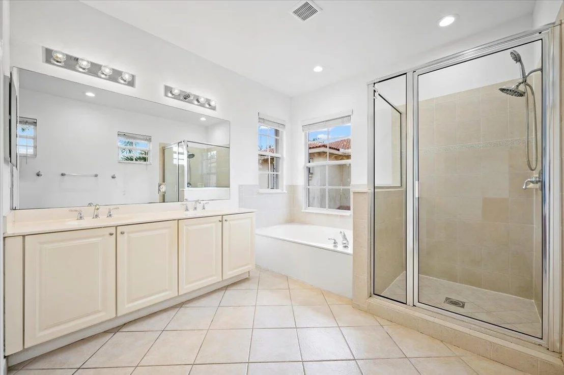 Photo of 657 Castle Drive
