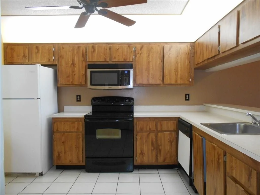 Photo of Unit 208 at 8020 Hampton Boulevard