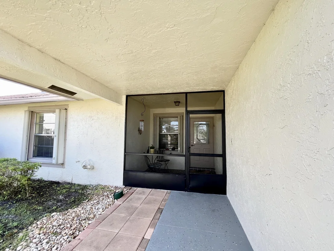 Photo of 3262 Anthony Circle N