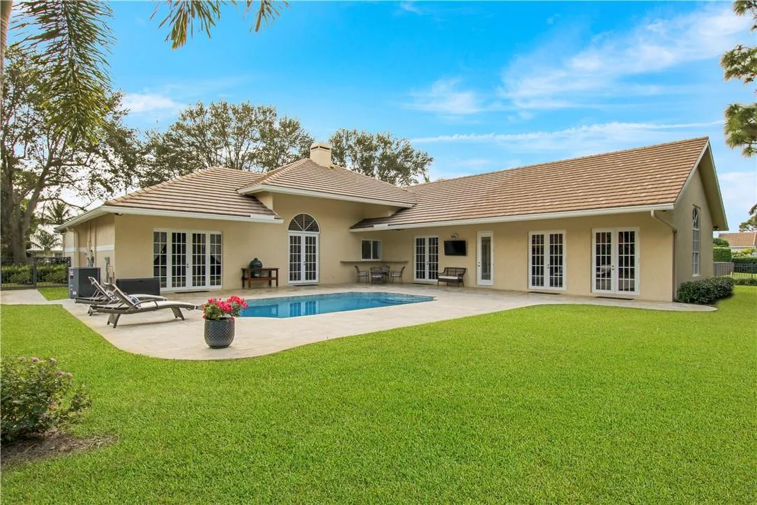 Photo of 4449 Gleneagles Drive