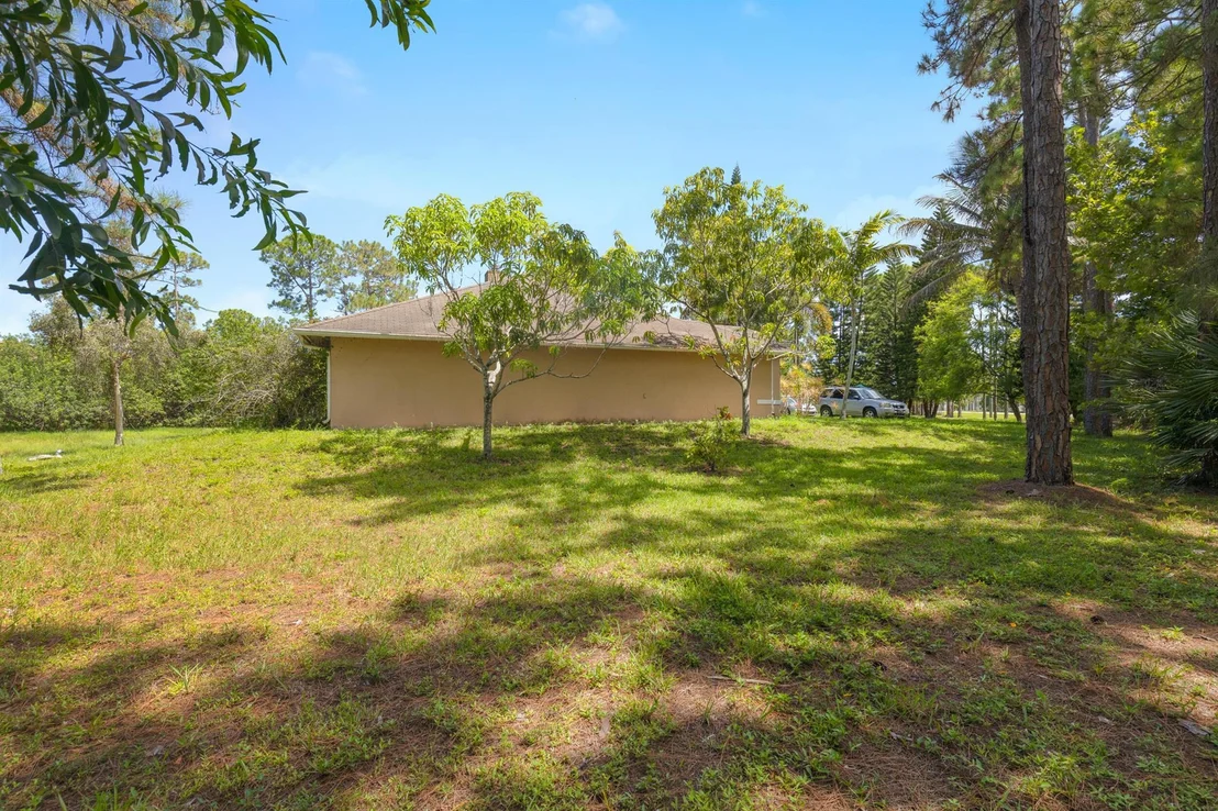 Photo of 15465 85th Road N