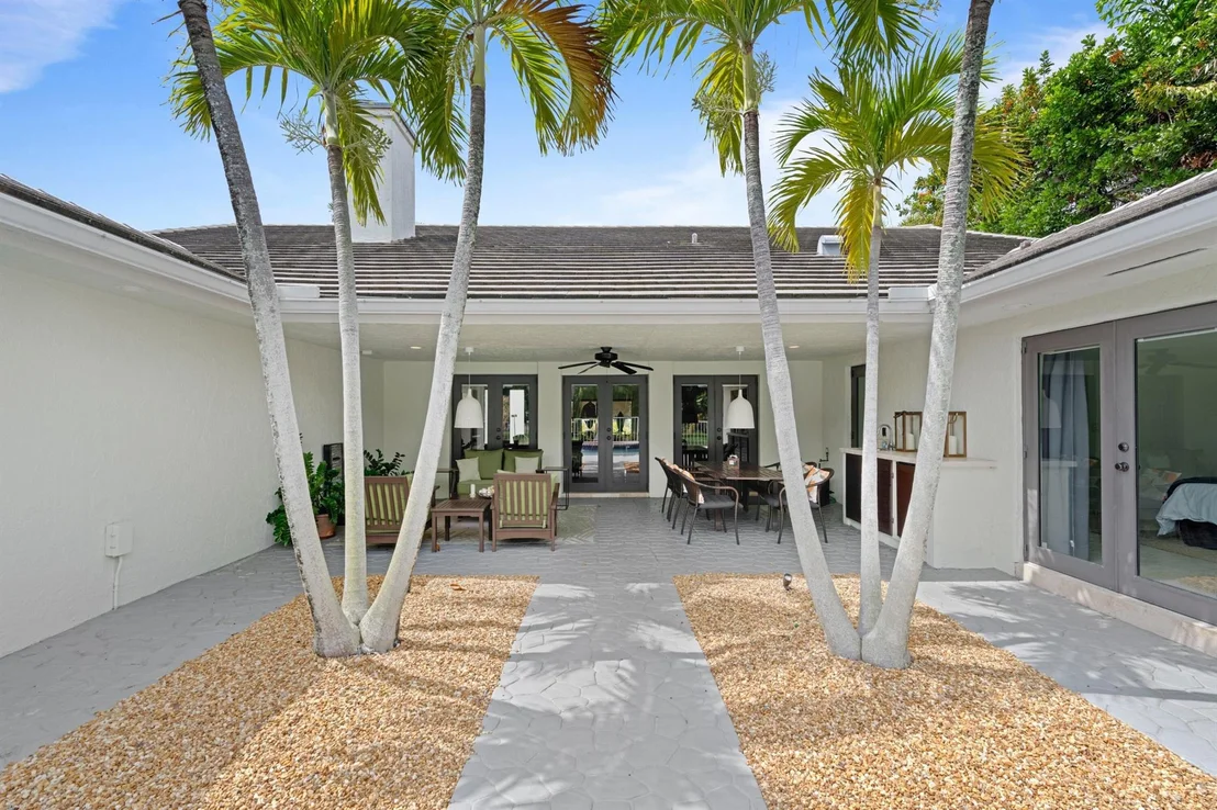 Photo of 473 Oregon Lane