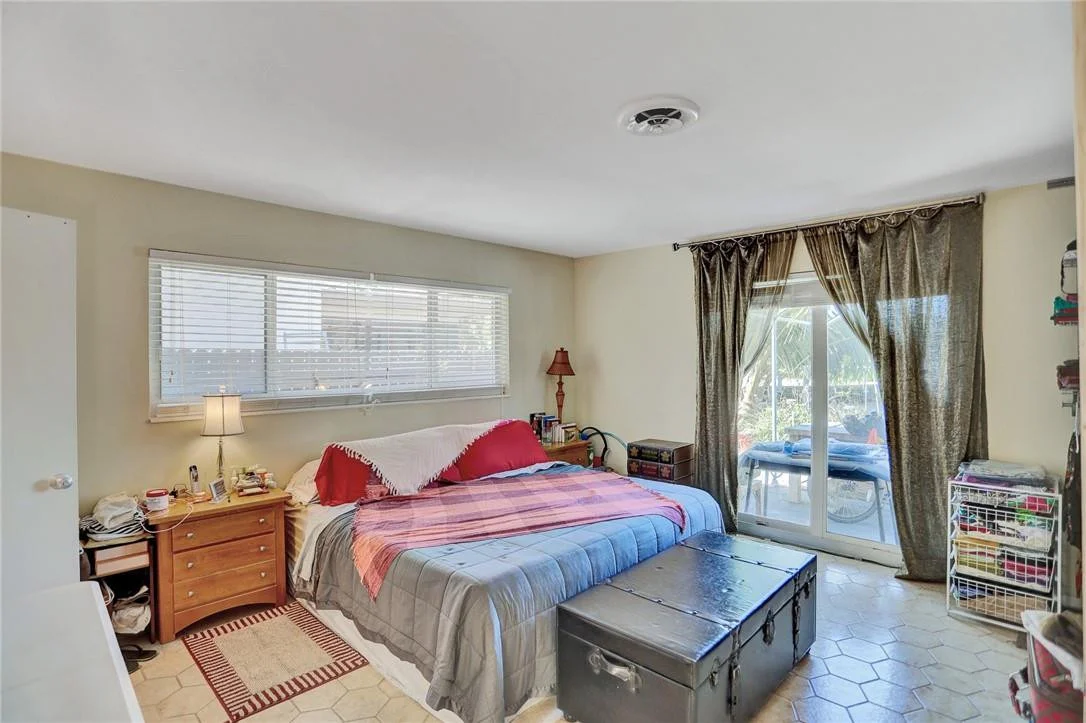 Photo of 2375 SE 8th Street