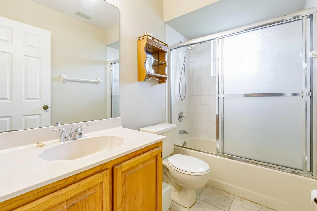 Photo of 680 Helicon Terrace