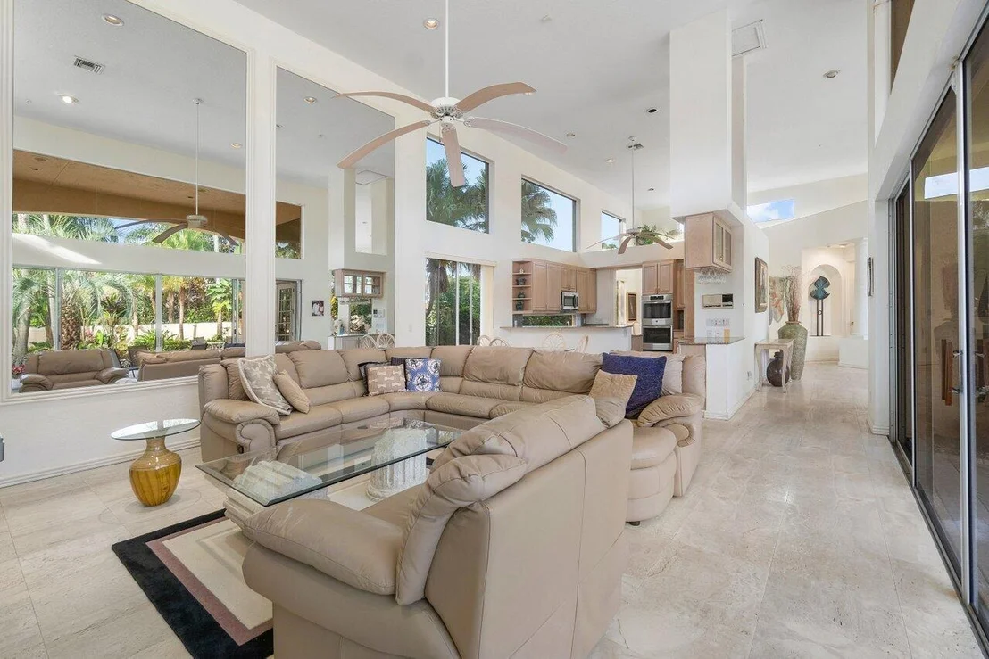 Photo of 5237 Deauville Circle